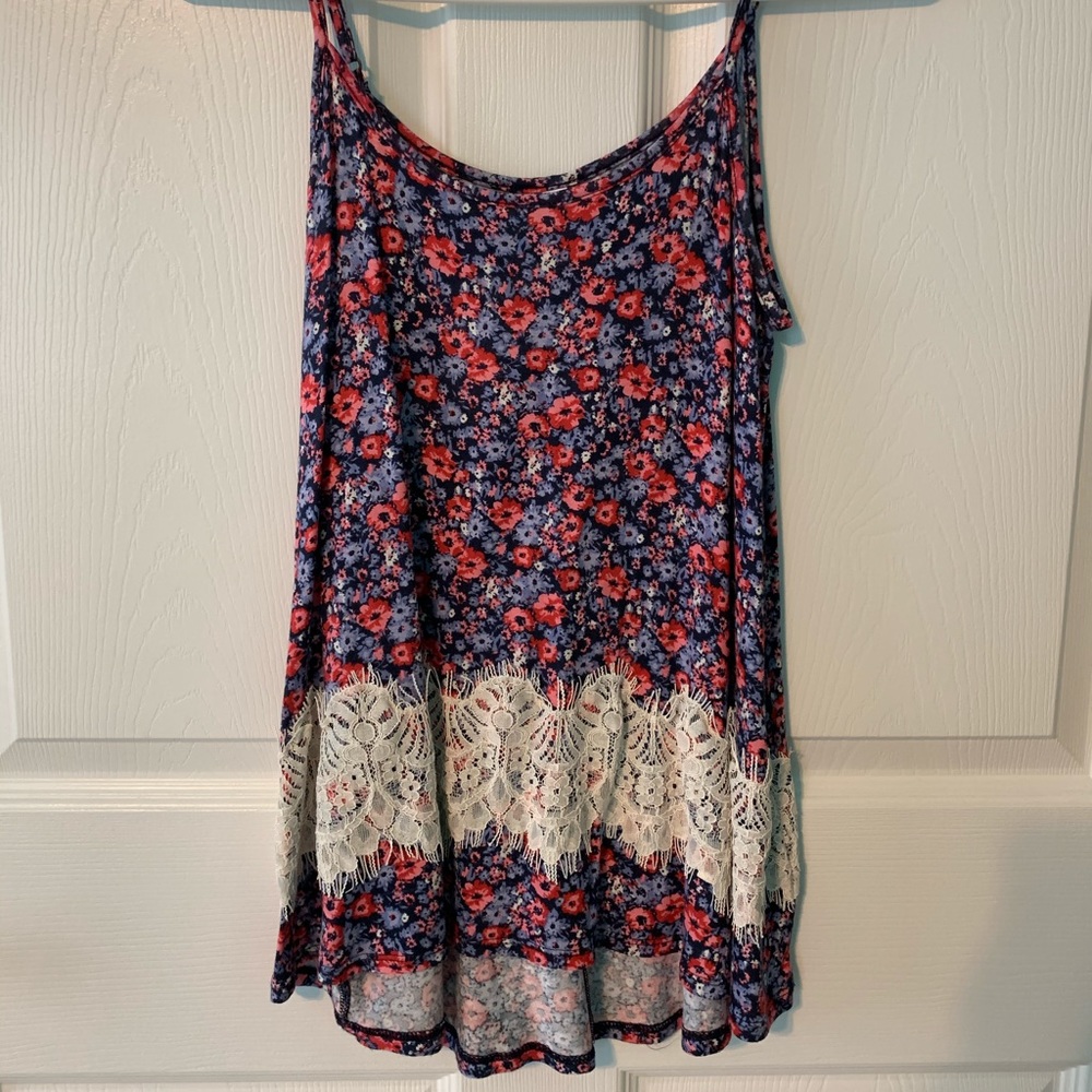 Xhilaration floral boho tank top
